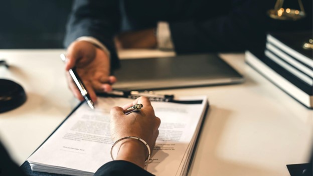 Read more about the article <h1>What Property Managers Should Know About Block Cleaning Contracts</h1>